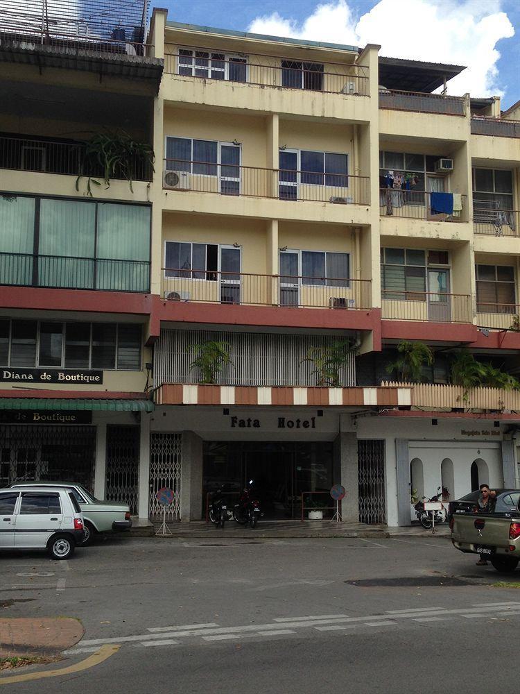 Fata Garden Hotel By Place2Stay Kuching Exterior photo